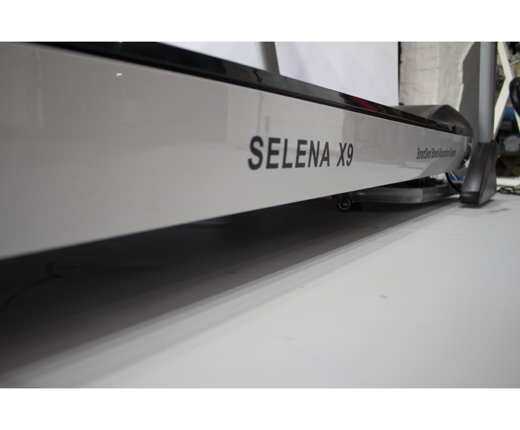 Беговая дорожка FITFABRICA SELENA X9